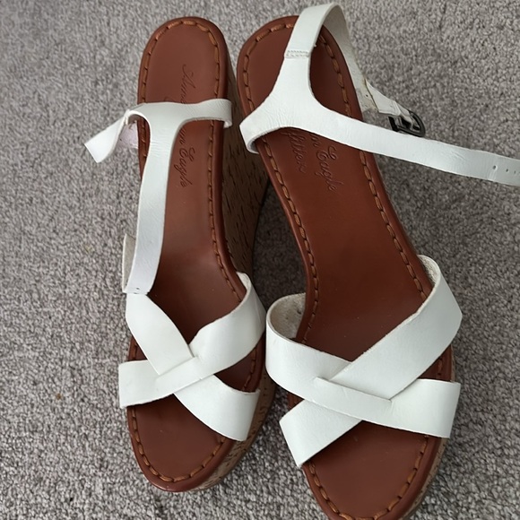American Eagle White Strappy Wedge Sandals - Picture 13 of 15